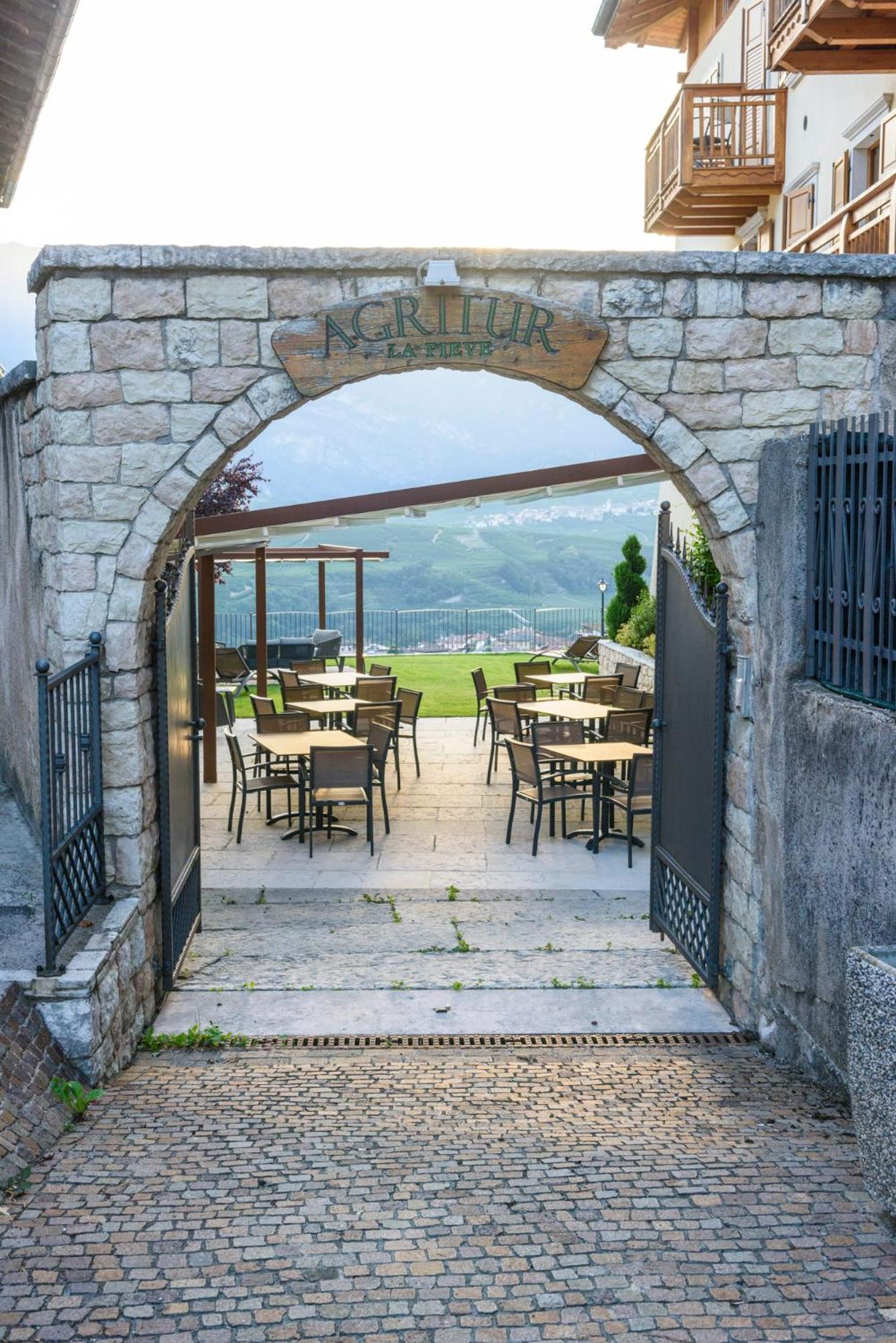 Agritur La Pieve Villa Taio Buitenkant foto