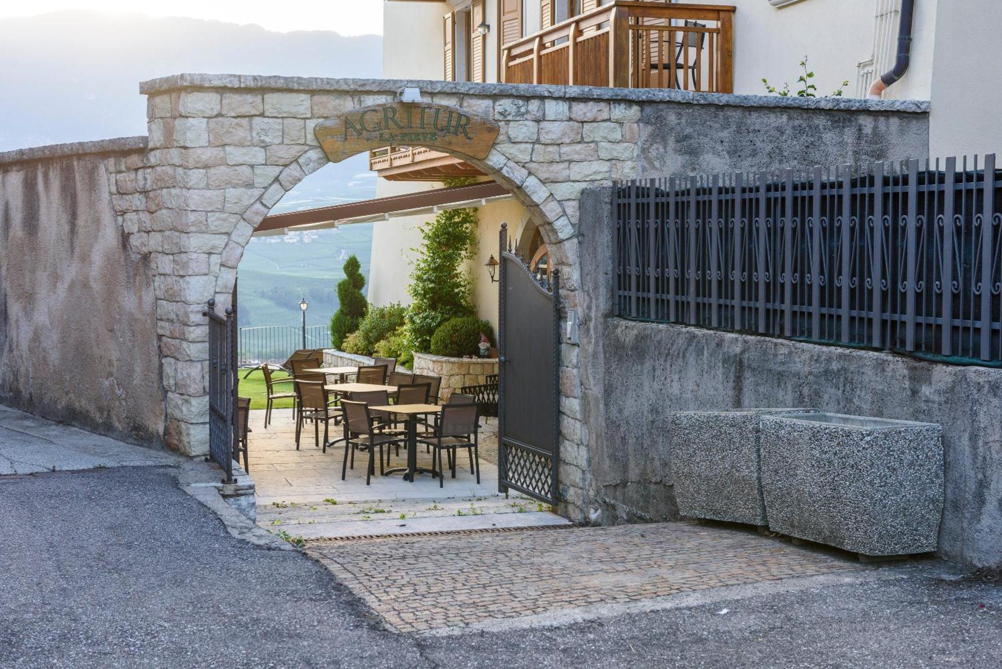 Agritur La Pieve Villa Taio Buitenkant foto